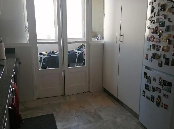 Apartamento Portela Hotell