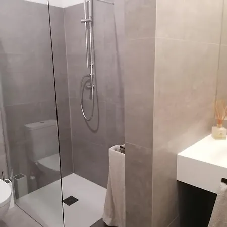 Apartamento Portela Hotel